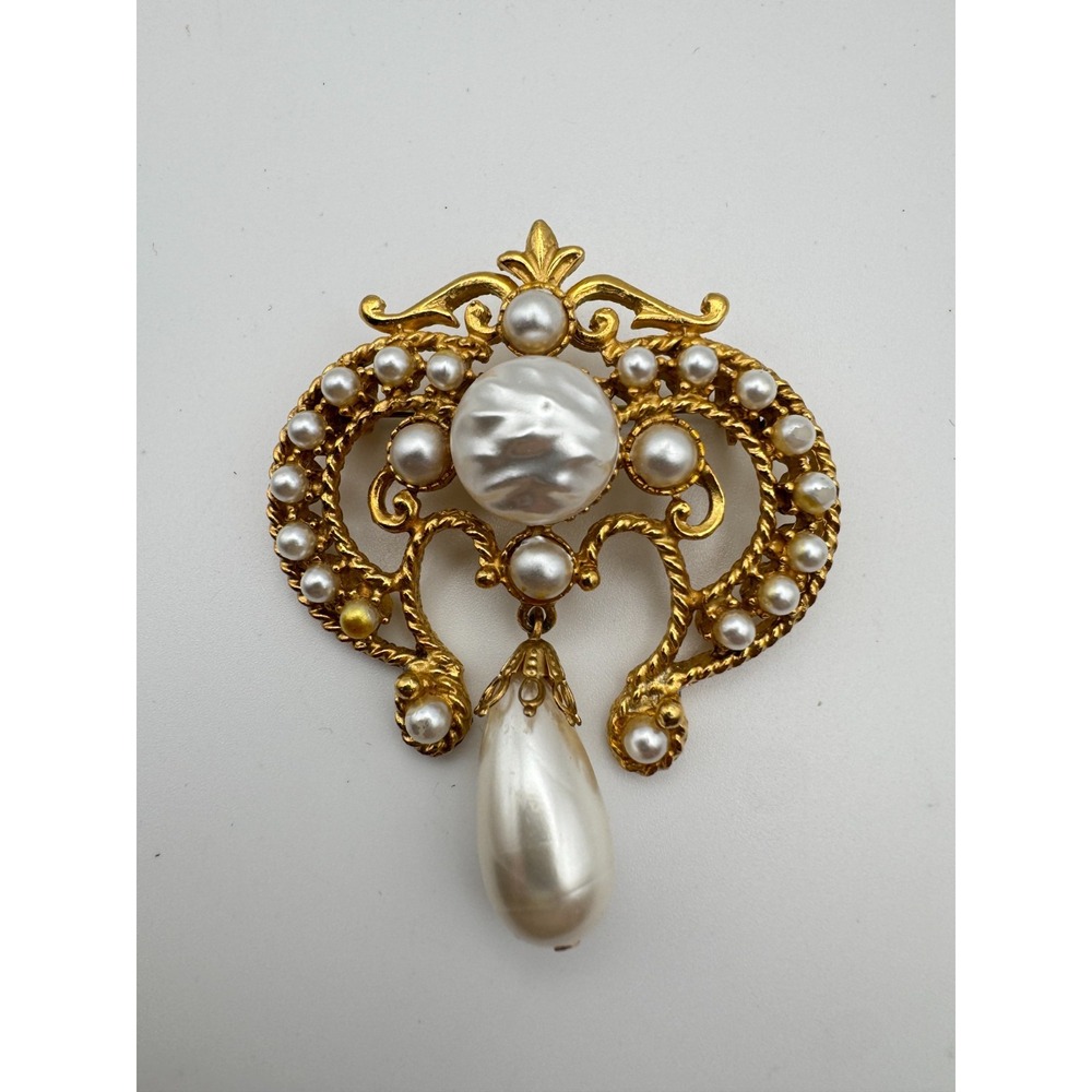 Vintage Florenza Brooch Faux Pearl Filigree Articulated